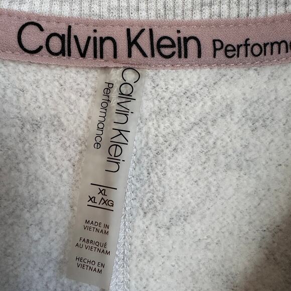 Calvin Klein Cropped Camo Sweatshirt- Size XL - Picture 4 of 9